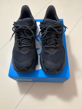 Hoka Women 7.5B Anacapa 2 Low GTX Waterproof Hiking Shoes Vibram Worn Once